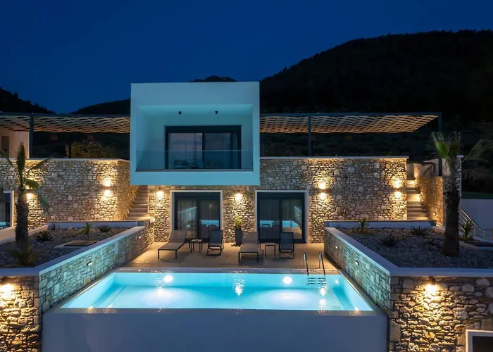 Σπίτι διακοπών Thea Luxury Living Παχύς